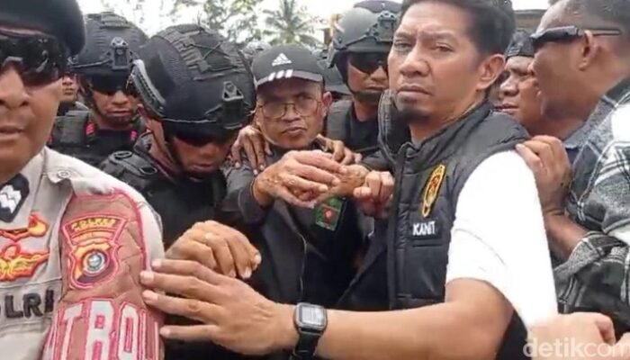 Ketua PN Kendari Tabrakan dengan Massa saat Konstatering Lahan, Evakuasi Darurat Dilakukan