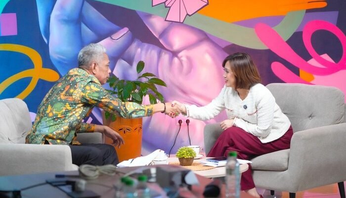 Wamensos: Gelar Pahlawan Nasional, Hak atau Favoritisme?