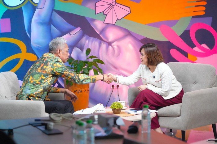 Wamensos: Gelar Pahlawan Nasional, Hak atau Favoritisme?