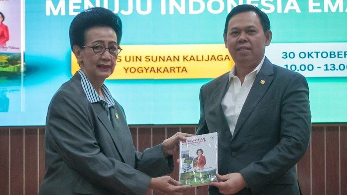 Peluncuran Buku GKR Hemas Dikagumi Ketua DPD: Dedikasi dalam Menulis untuk Kebangsaan