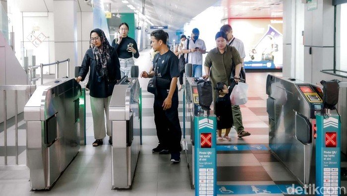 Respons MRT Jakarta atas Rekomendasi Pramono: Sistem Tap Bisa Dipakai Sambil Lari?