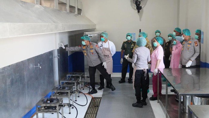 Dukung Gizi, BGN Tepuk Tangan SPPG Polda Riau!