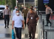 Kisah Gubernur Riau: Dicari KPK, Terjaring OTT di Kafe!