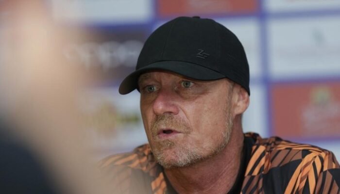 Persis Solo Tanpa Peter de Roo Jelang Derby Mataram Vs PSIM – Update 3