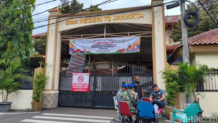 Pemprov DKI Berikan Bantuan Psikologis kepada Korban Ledakan SMAN 72, Apakah Ini Mencukupi?