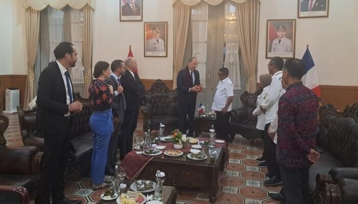 “Dubes Prancis dan Andra Soni Gelar Diskusi Soal Jagung Premium di Banten”