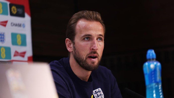 Dari Tottenham ke Ballon d'Or: Harry Kane Bisa Saja Menangi Trofi Ini, Tapi...