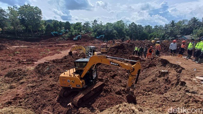 16 Tewas, 7 Hilang: Bencana Longsor Cilacap Menerjang