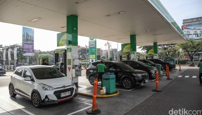 **SPBU Swasta Resmi Beroperasi, Harga Bensin Jadi Lebih Terjangkau!**