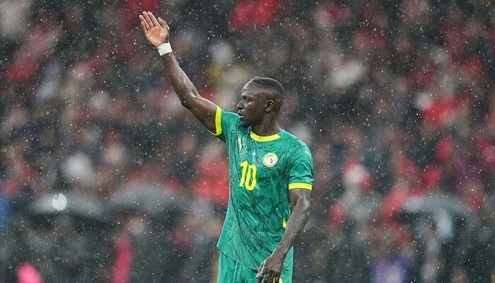 Sadio Mane: Wasit Juga Manusia, Sebuah Kisah di Balik Whistle yang Mempertanyakan Keputusan