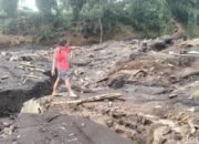 Tragedi di Lereng Slamet: Ribuan Warga Rela Ngungsi, Banjir Bandang Tak Kenal Belas Kasihan!