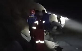 **Lansia Pencari Besi Hilang di Sungai Cipamingkis, Tim SAR Terus Telusuri**