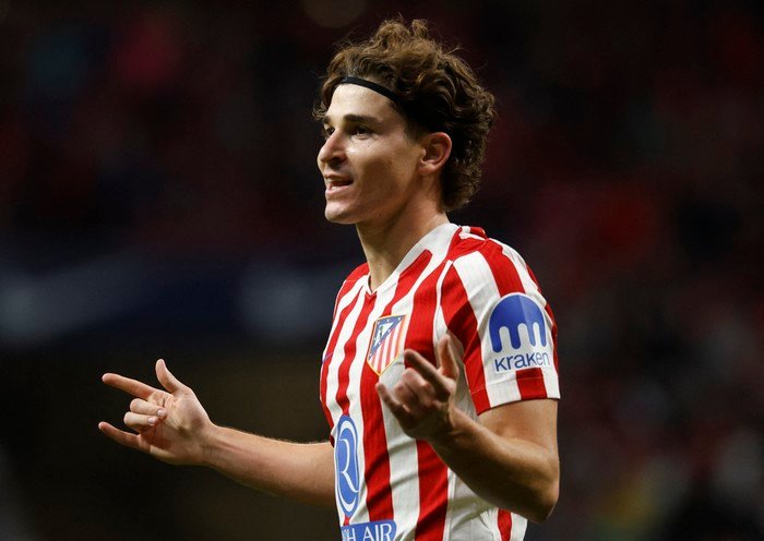 Barcelona Incar Julian Alvarez cuma Omon-omon? - Update 2