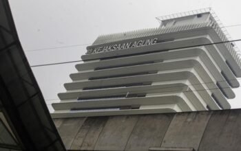 Dugaan Suap di Kasus Limbah Sawit, Kejagung Lacak Aset 11 Tersangka – Update 3