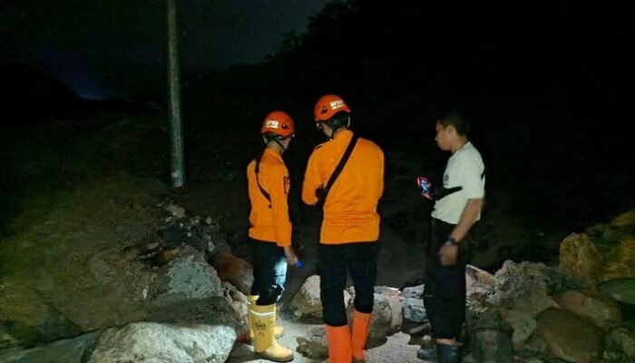 Banjir di Bogor Bawa Batu, 68 Rumah Kebanjiran, Desa dalam Kondisi Darurat