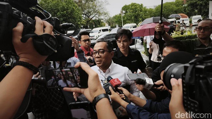 Prabowo Ratas Bareng Mendiktisantek hingga Menteri KP: Bicara Soal Perubahan atau Pertahanan Status Quo?