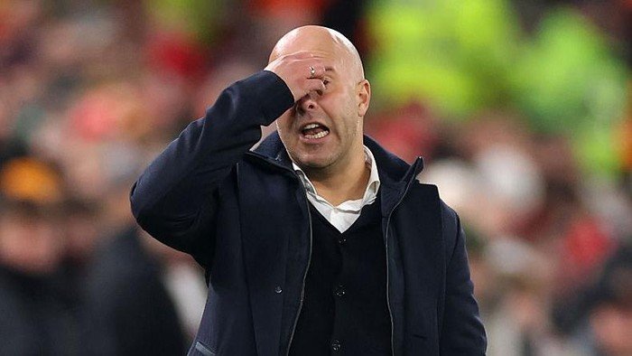 Arne Slot Sadar Bisa Dipecat Liverpool Kalau Gagal ke Liga Champions - Update 3