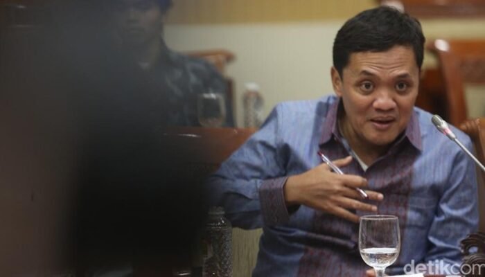 Menteri Kesehatan Ancam Turunkan Satuan Tugas ke Daerah yang Tunda Vaksinasi