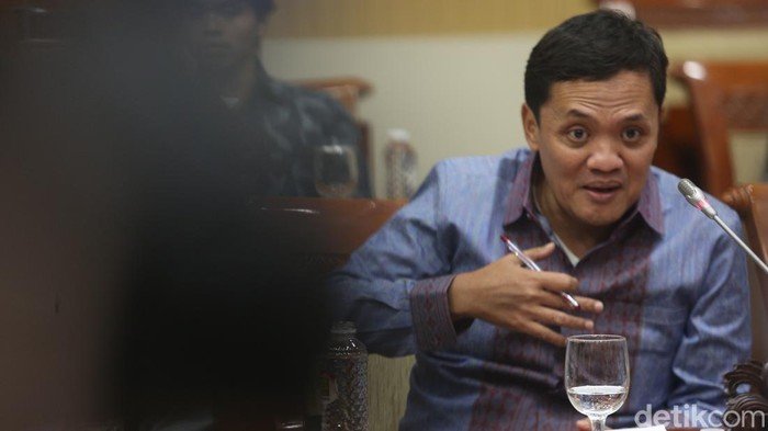 Menteri Kesehatan Ancam Turunkan Satuan Tugas ke Daerah yang Tunda Vaksinasi