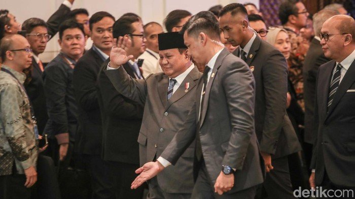 Prabowo: Dana Desa 10 Tahun Gagal, Rakyat Minta Solusi Nyata
