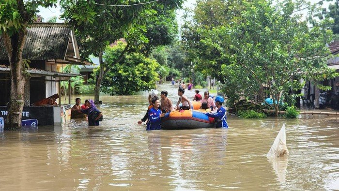 Kematian Warga Jember Akibat Listrik Saat Bersih-bersih Usai Banjir