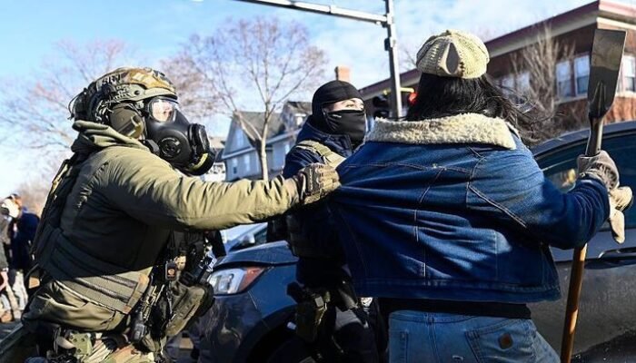 Ketakutan Imigran di AS: Buruan ICE di Setiap Ekor Langkah