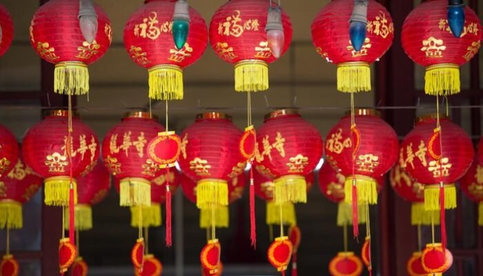 “25+ Ucapan Imlek 2026 untuk Rekan Kerja dan Atasan: Ciptakan suasana yang lebih nyaman di kantor”