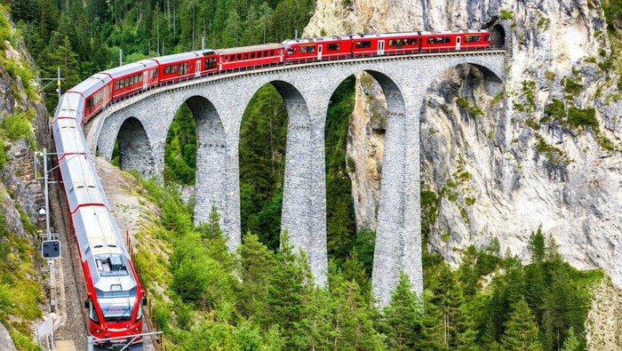Longsor Salju di Swiss: Tragedi Kereta Api, 5 Orang Terluka