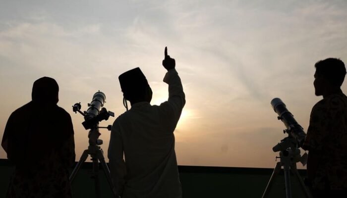 BMKG Turunkan Tim di 37 Lokasi Pantau Hilal Penentuan 1 Ramadan Hari Ini; Nilai Ekonomi Ramadan Terancam Jika Hilal Tidak Tercatat dengan Akurat