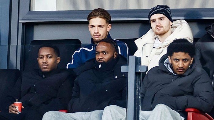 **Demi Sterling, Feyenoord Pindahkan Latihan ke Belgia**