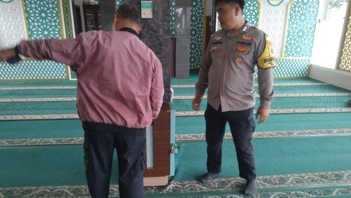 Dua Pelaku Maling Bobol Kotak Amal Masjid di Parung Bogor Ditangkap, CCTV Ungkap Identitas Mereka!