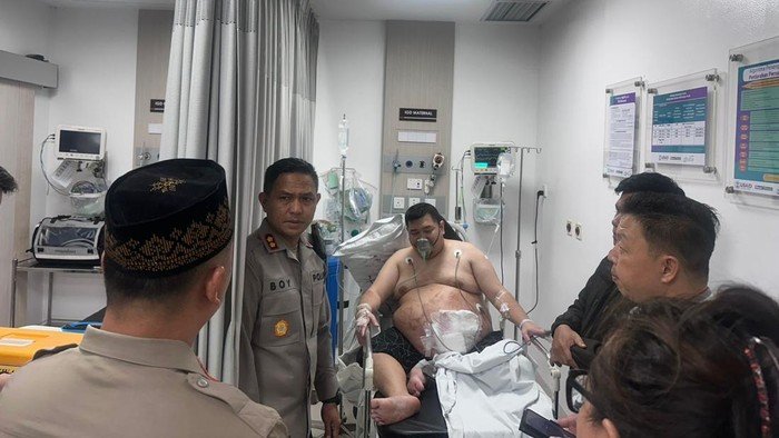 Kapolres Tangsel Jenguk Advokat, Ungkap Kejutan Kondisi Korban Penusukan Matel