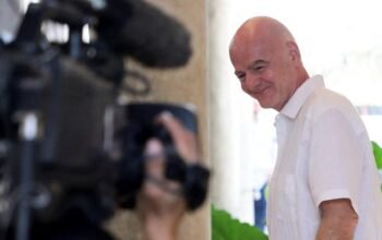 **Infantino Yakin Meksiko Bisa Gelar Piala Dunia 2026, Namun Kekerasan Meningkat**