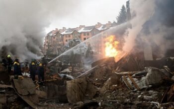 “Perang Besar-besaran: 420 Drone-Rudal Rusia Hancurkan Ukraina, Kejutan Militer Muncul”