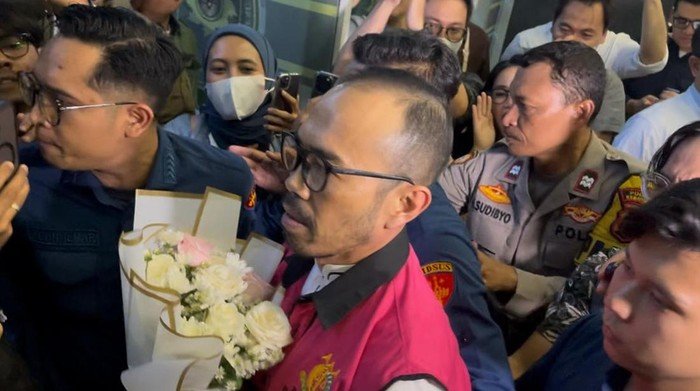 Vonis 9 Tahun Riva Siahaan: Perjuangan untuk Kebaikan Bangsa atau Pengkhianatan?