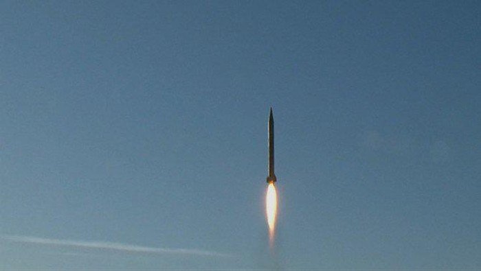 Ledakan Rudal Iran Guncang Yerusalem, 7 Warga Terluka dalam Kebakaran