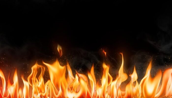 Bogor Dikepung Api: 3 Kontrakan Kebakaran, Bayi 1 Tahun Meninggal