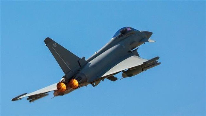 Perang Udara Baru: Jet Tempur Inggris Hadir di Qatar!