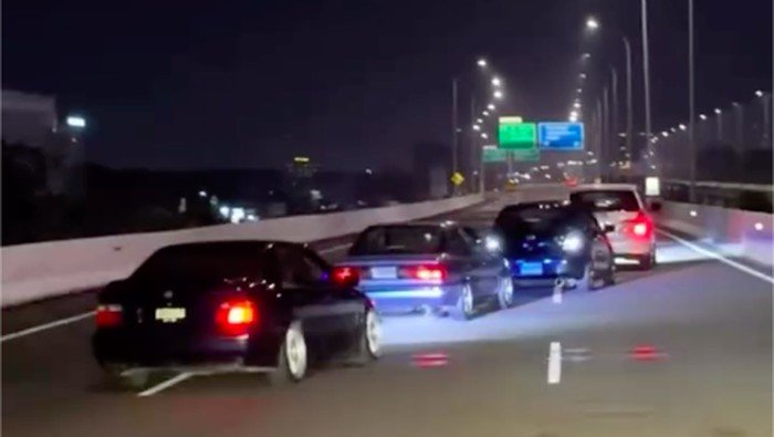 Polisi Selidiki Konvoi Mobil Melaju Zig-zag di Tol Becakayu: Apa yang Sebenarnya Terjadi di Balik Aksi Ini?