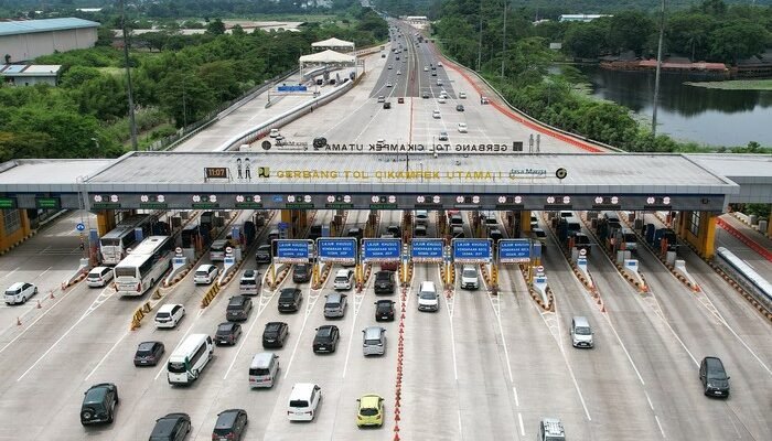 “Mudik Lebih Murah! Ke Bandung dan Semarang Dapat Diskon 30% Tarif Tol.”