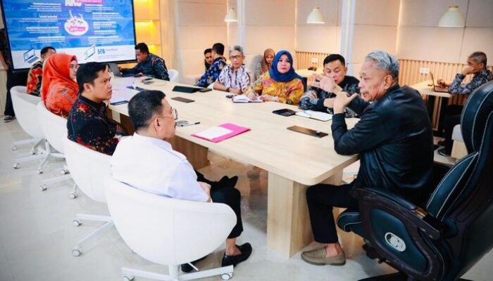 Wamensos Agus Jabo Dorong Pembangunan Sekolah Rakyat di Majene – Update 3