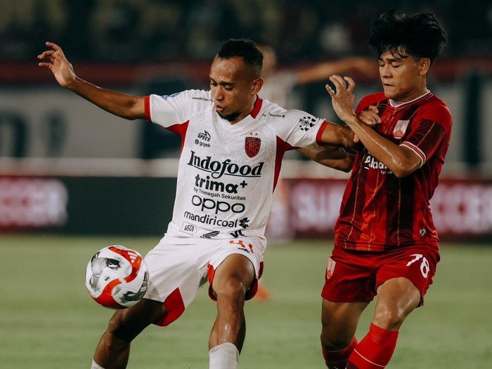 Super League: Hajar Bali United 3-0, Persis Keluar dari Zona Degradasi - Update 1