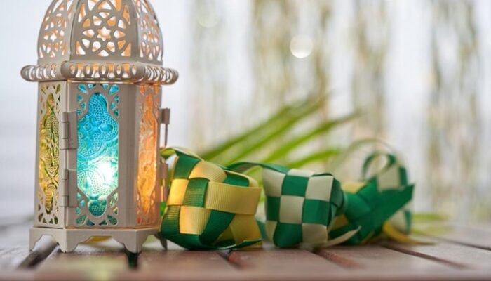 9 Contoh Pengumuman Libur Lebaran 2026: Kenali Perbedaannya untuk Instansi Anda!