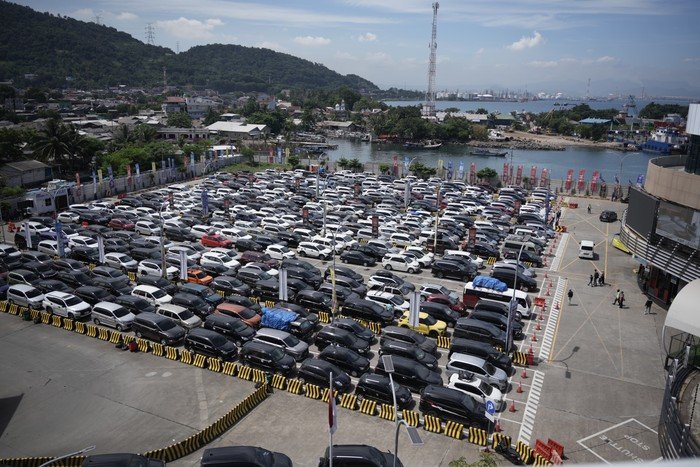 Sensasional! 163.603 Penumpang Menyeberang ke Sumatera, Angka Ini Bikin Heboh di H-3 Lebaran