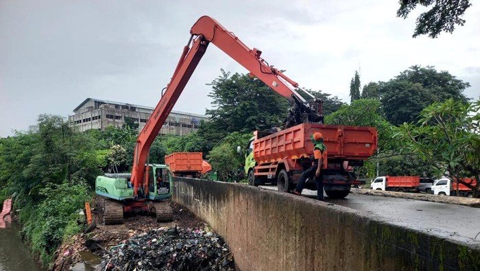 Lapak Sampah di TPU Tanah Kusir Ditutup, Komitmen DKI Hadapi Kebijakan Lingkungan yang Lebih Ketat