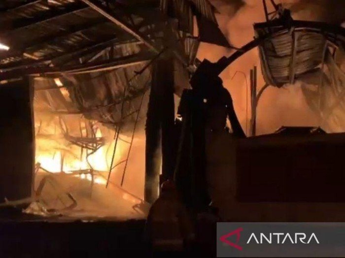 Tragedi Terpal Bogor: Api Berlangsung 7 Jam, Tak Ada Jiwa yang Terhilang